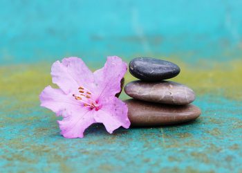 TASAPAINOSSA OLEMINEN USKONNOSSA