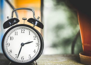 LOUKKAAVA KÄYTÖS PAASTON AIKANA