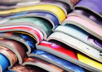 PÄIVÄLEHTIEN JA AIKAKAUSLEHTIEN OSTAMINEN