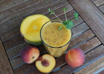 KÄRSIVÄLLISYYS, ASKEETTISUUS, VAROVAISUUS JA NÖYRUUS