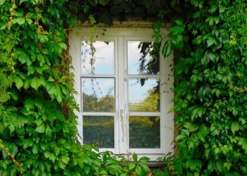 OHJENUORIA ITSENSÄ ARVIOIMISEEN