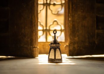 PAASTON RIKKOMINEN SUKUPUOLIYHDYNNÄLLÄ